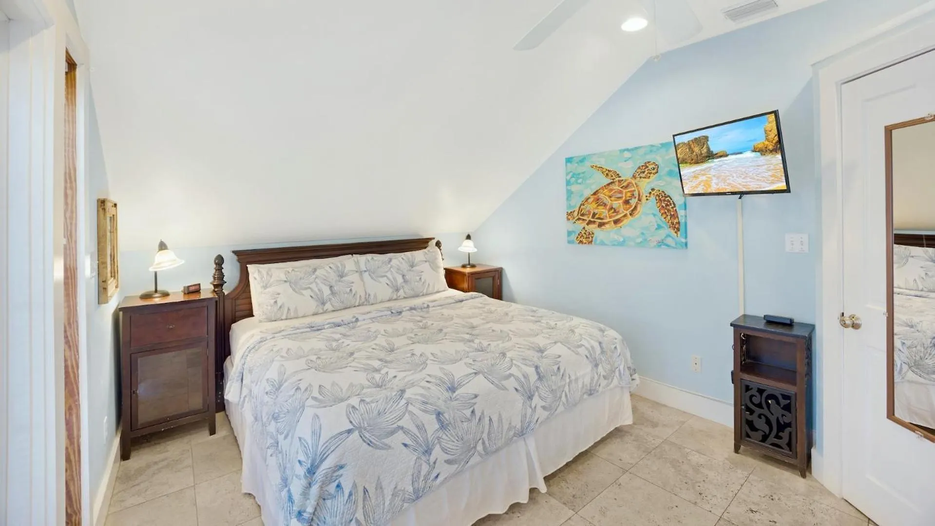 Apartment Suzys Parrot Perch By Last Key Realty Key West United States